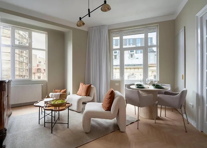 Full-floor 2-bedroom With Balconies - Prime Location Near Calea Victoriei Apartment