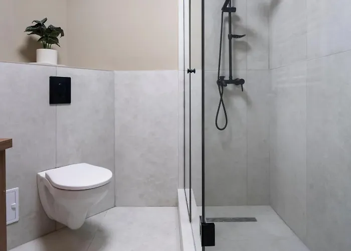Full-floor 2-bedroom With Balconies - Prime Location Near Calea Victoriei * Bucharest