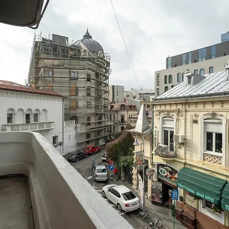 Full-floor 2-bedroom With Balconies - Prime Location Near Calea Victoriei * בוקרשט