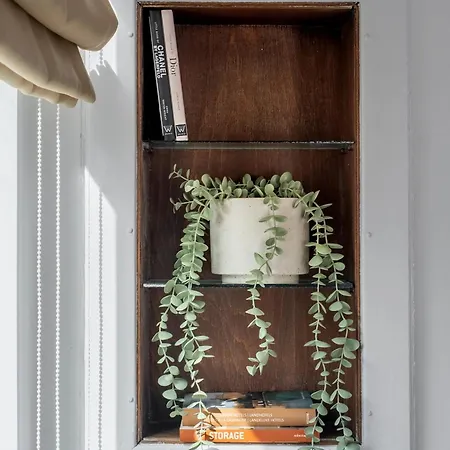 Full-floor 2-bedroom With Balconies - Prime Location Near Calea Victoriei Appartement *