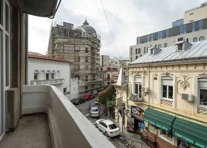 Full-floor 2-bedroom With Balconies - Prime Location Near Calea Victoriei * Bucarest