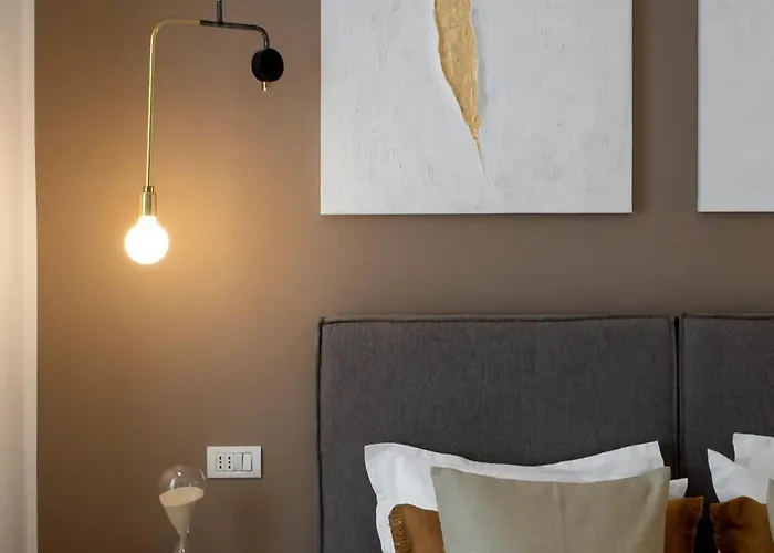 Lejlighed Full-floor 2-bedroom With Balconies - Prime Location Near Calea Victoriei *