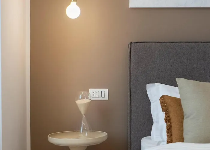 Lejlighed Full-floor 2-bedroom With Balconies - Prime Location Near Calea Victoriei