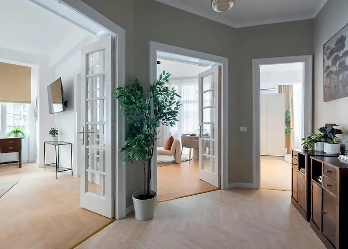 Full-floor 2-bedroom With Balconies - Prime Location Near Calea Victoriei *