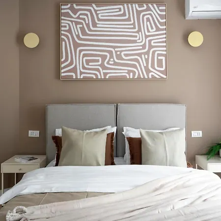 Full-floor 2-bedroom With Balconies - Prime Location Near Calea Victoriei アパート ブカレスト