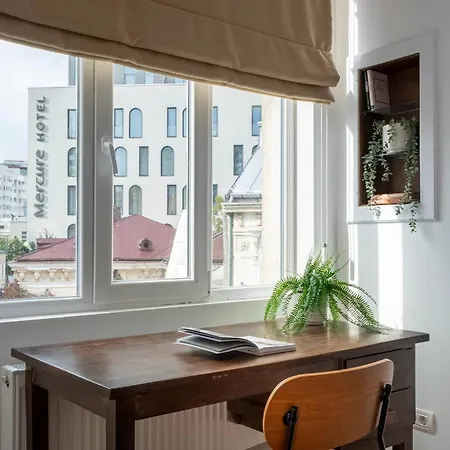 Full-floor 2-bedroom With Balconies - Prime Location Near Calea Victoriei 布加勒斯特