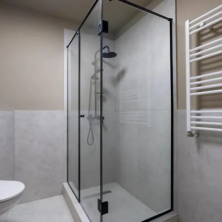 公寓 Full-floor 2-bedroom With Balconies - Prime Location Near Calea Victoriei *