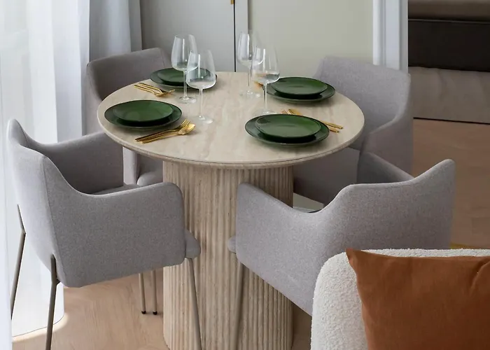 Full-floor 2-bedroom With Balconies - Prime Location Near Calea Victoriei Bucharest